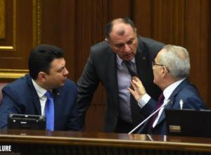 National Assembly to continue four-day sitting at 12.00