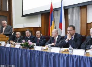 Հովիկ Աբրահամյանը Հայաստանը գրավիչ է ներկայացրել