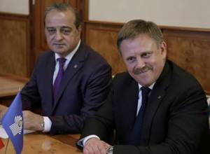 Должностное лицо полиции СНГ в полиции РА