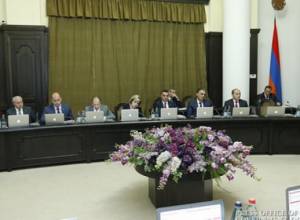 Կառավարությունը բնակարան նվիրեց բարեխիղճ քննիչին