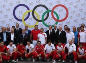 OSCE Co-Chair meets Armenian sportsmen leaving for Baku