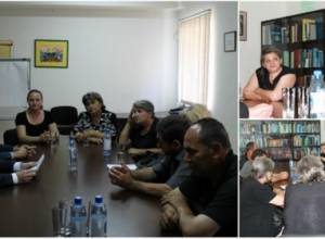 Armenian Ombudsman receives parents of killed soldiers