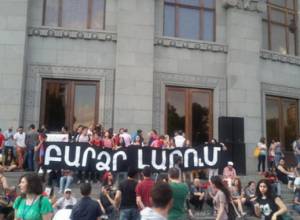 Что нужно участникам сидячей забастовки