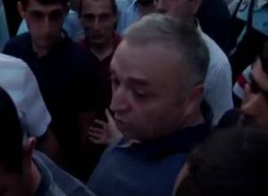 Tense situation on Baghramyan avenue:  Riot police cordoned off the street