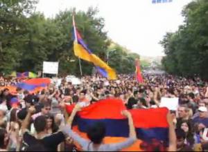No to Plunder initiative discussing Serzh Sargsyan's statement