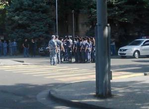 "Angels" come to replace policemen on Baghramyan Avenue