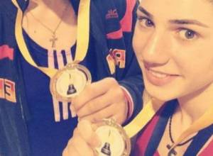 Երկու «Ոսկե ձեռնոց»՝ Սերբիայից