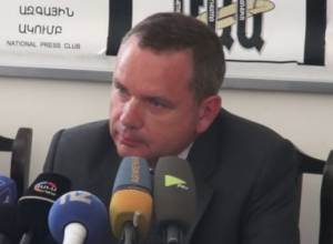 French Ambassador: We should find negotiated and mutually acceptable solution