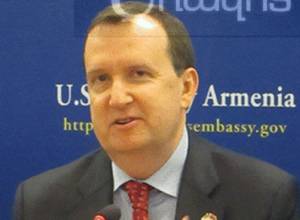 Посол США: «Насилие вдоль линии соприкосновения вызывает тревогу»: Аравот