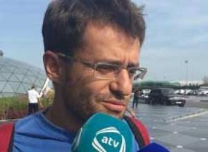 Armenian chess players arrive in Baku