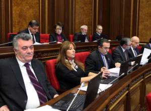 Рубен Акопян не приехал в НС, Заруи Постанджян не комментирует