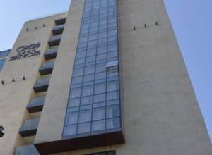 Average monthly salary at Opera Suite Hotel is 240.000 AMD