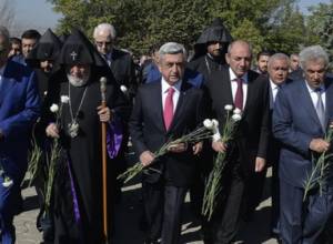 Top brass visits Yerablur