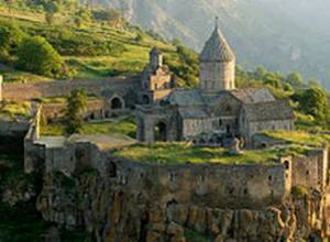 Adibekyan: Armenia is not attractive for young tourists