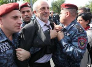 Osipyan: Aram Manukyan was not wearing ID card, policemen are not obliged to know him by sight