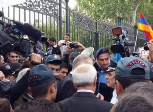 Pressure group decides to say "no" in referendum