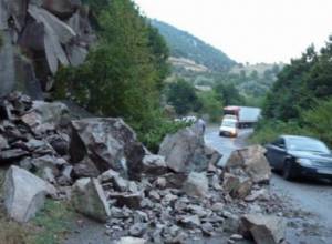 Քարաթափում Կապան-Մեղրի ավտոճանապարհին (լրացված)
