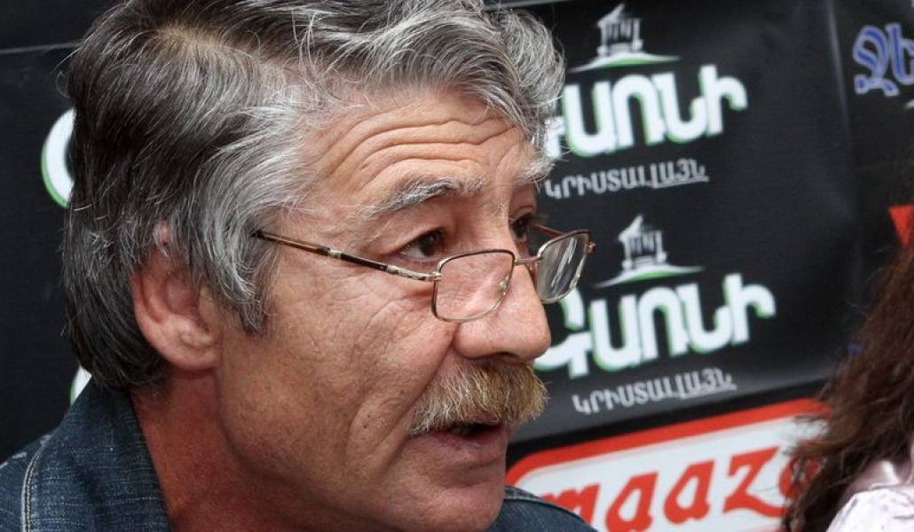 41132dff9a0039cfbb1433254a6d65bd