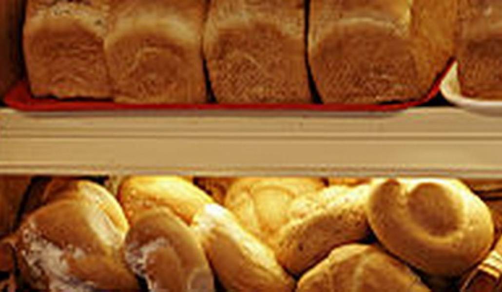 200px-Breads_and_rolls