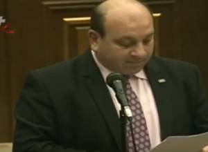 Who is the owner of Karen Demirchyan Sports and Concerts Complex?