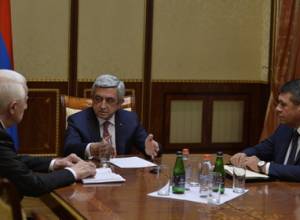 Серж Саргсян созвал руководителей СНБ и полиции