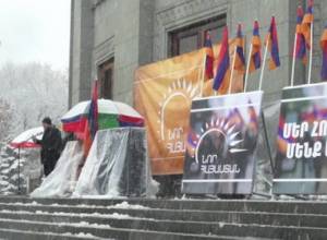 “New Armenia” to put up tents in the evening