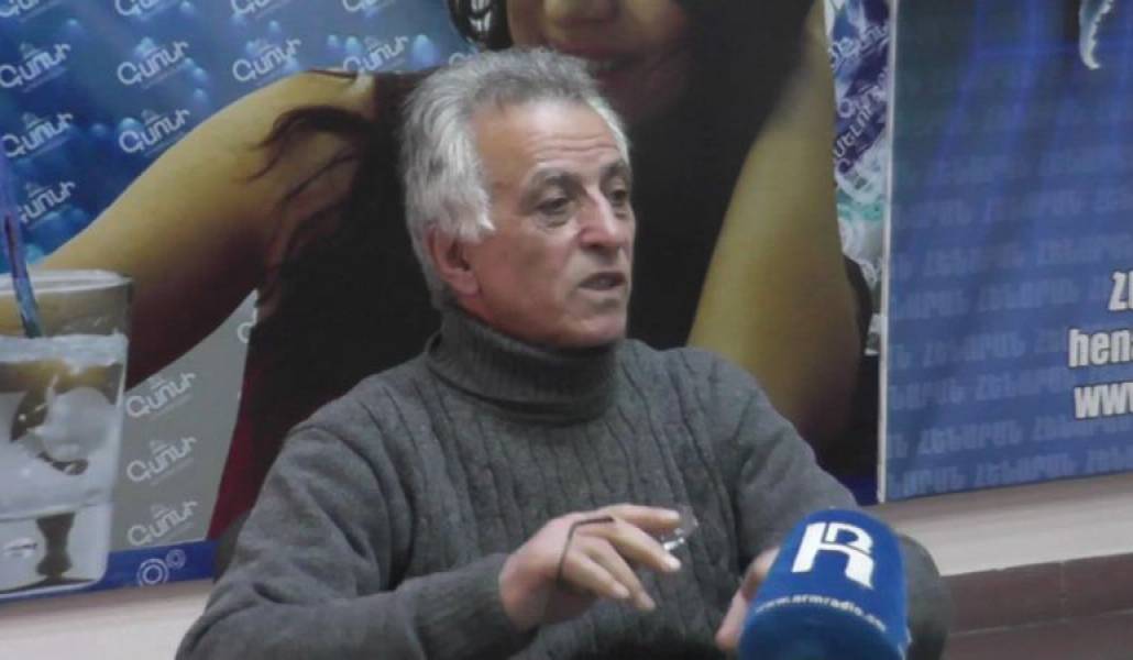 5deadbd76c65556ac5d1d05e54e9dae1