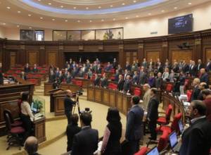 Armenian Parliament observes minute's silence for Armenian servicemen killed by Azerbaijan