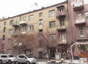 Ս. Մայրապետյանի ընկերությունը բնակիչներին վտարում է իրենց տներից