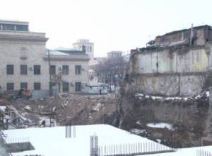 Արամի փողոցում դեռ էլի շենքեր կան քանդելու