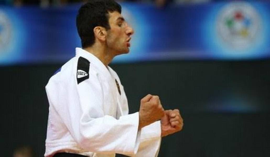 7e69ec6b-9980-4405-94cc-08fc5a8b0f19