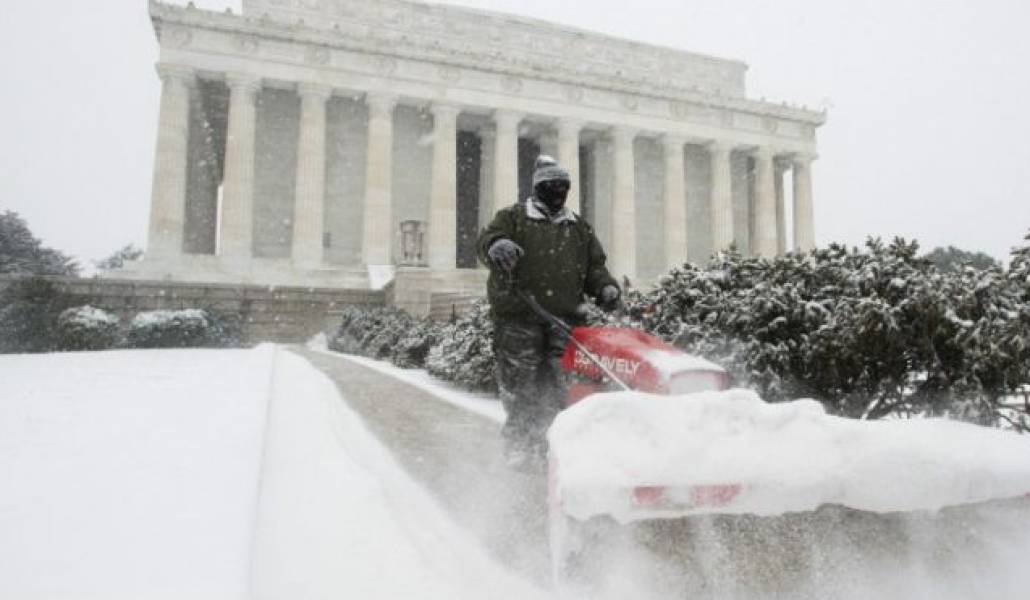 160123075130_usa_snow_storm_624x351_epa_nocredit