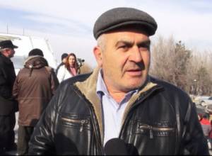 Father of deceased soldier wasn’t able to hand over a letter to officials