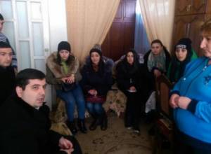 День армянской армии отметили вместе с родными погибших на границе героев