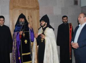 Освящены изготовленные подсудимым иконы