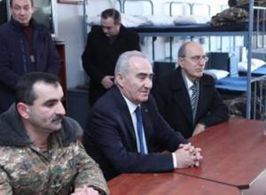 Галуст Саакян в танковой воинской части ОА НКР