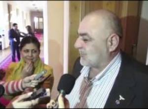 «Мужчина и женщина женятся, если получается плохо, разводятся»