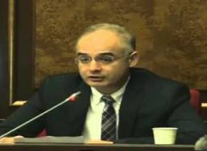 "Вы 70 человек держали в тюрьме, хоть не говорите"