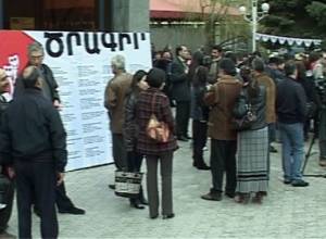 Люди интересуются культурой, но не имеют возможности