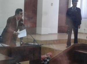 Gaspari again lies down in the courtroom