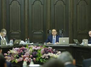 Премьер:  "Их решение будет для нас приемлемым"