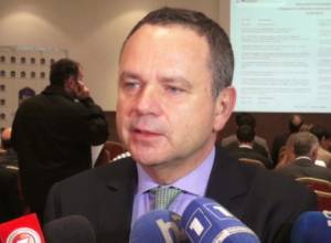 Посол Франции: Для решения городских проблем нужна воля