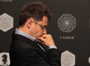 Levon Aronian ties his game with Pyotr Svidler