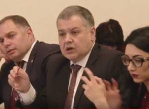 Military will continue to vote with military books