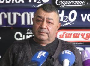 We do not need candies and cookies, we need arms - fighters say from frontline