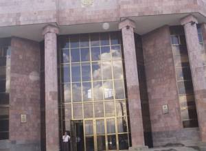 Առավոտ. «Մենք հանցագործներ չենք, մանր ու միջին բիզնեսով զբաղվողներ ենք».6 կալանավորներ