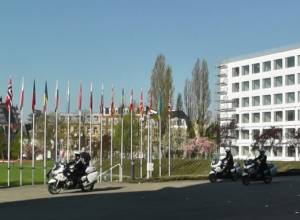 Президента Австрии в ПАСЕ не встретили так, как Давутоглу