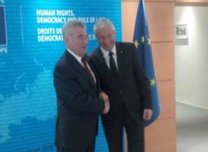 Президент Австрии о проблеме НКР: “Я ненавижу стрельбу”