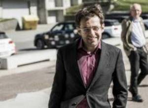 Լեւոն Արոնյանը միավորը կիսեց Անիշ Գիրիի հետ