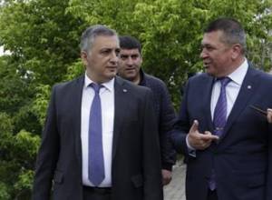 Ա. Ահարոնյանը մեկնաբանում է ոստիկանապետի պահվածքը